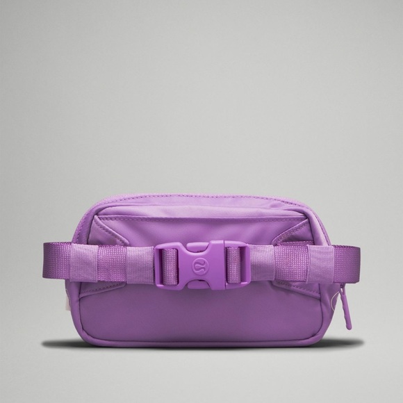 Lululemon Team Canada Future Legacy Mini Belt Bag, Purple Blossom Light -NWT - Picture 8 of 11